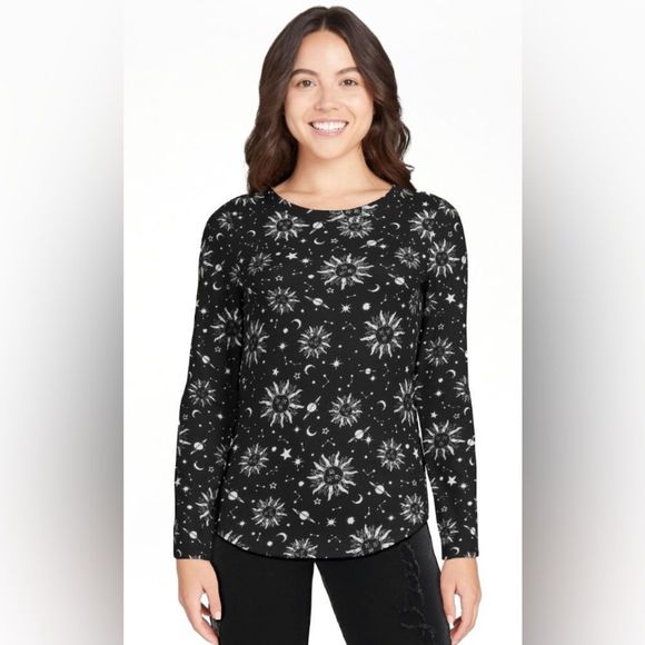 Women’s no boundaries long sleeve celestial T-shirt size XS NWT* - Picture 1 of 8